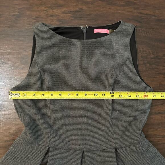 Isaac Mizrahi gray ribbed a-line dress size 8 - Picture 12 of 13